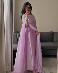Dusty pink
