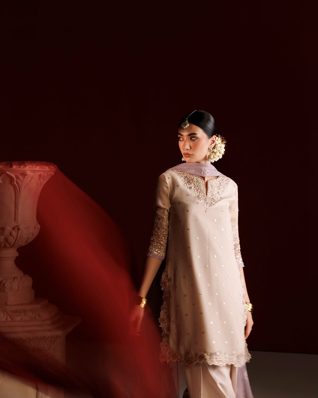 Blush Noor